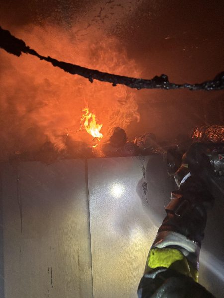 Gefährlicher Kellerbrand in Villach, 23 Personen evakuiert (Bild 1)
